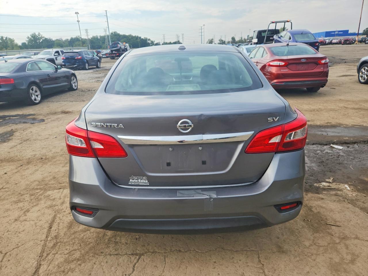 2019 Nissan Sentra Sv - zdjęcie 6