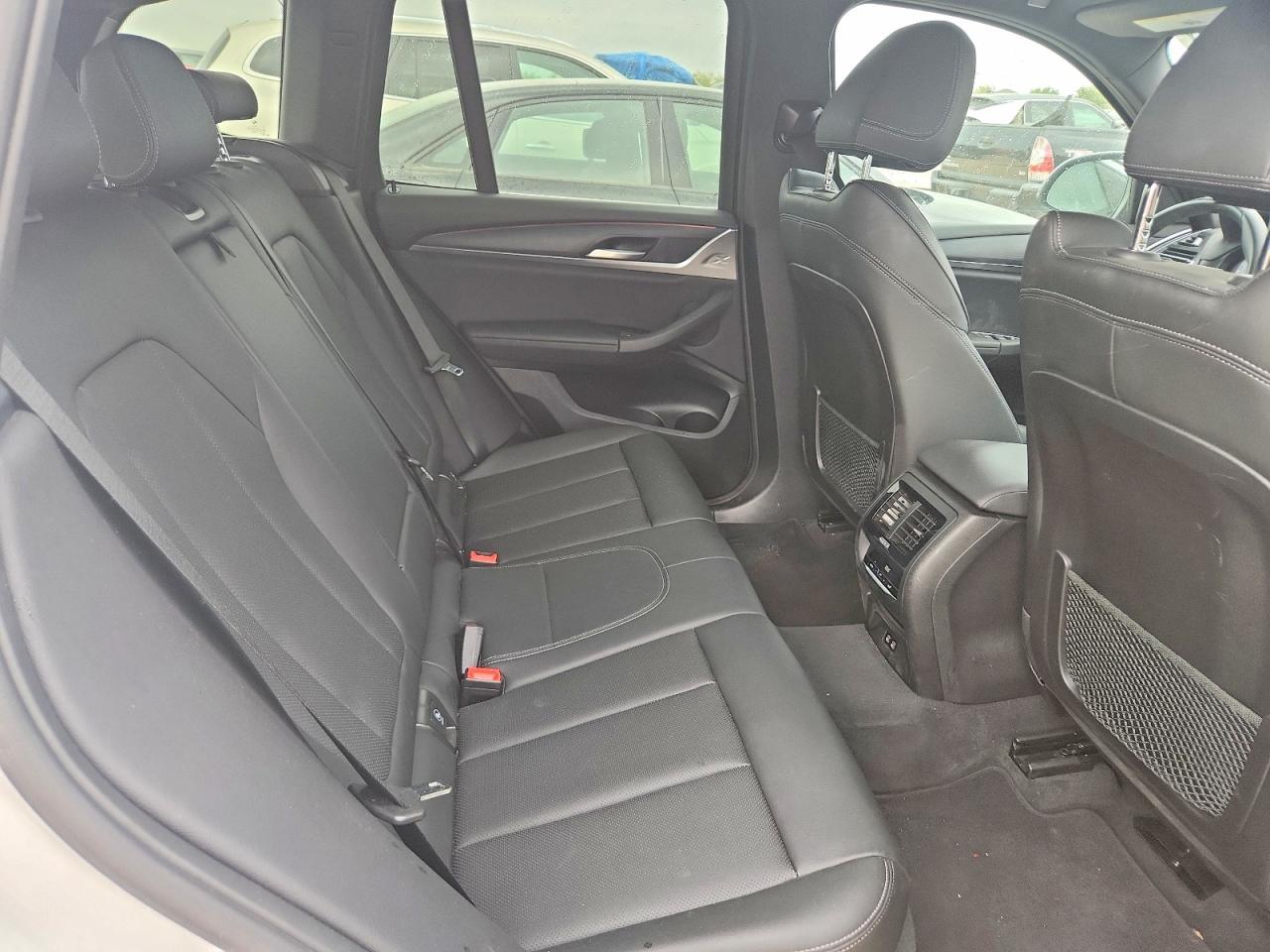 2023 BMW X3 xDrive30I - zdjęcie 11