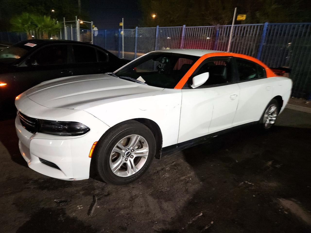2015 Dodge Charger Se - zdjęcie główne
