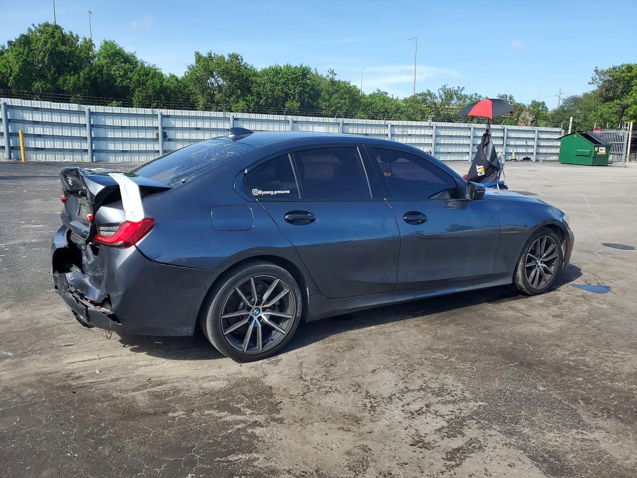 2019 BMW 330I - zdjęcie 3
