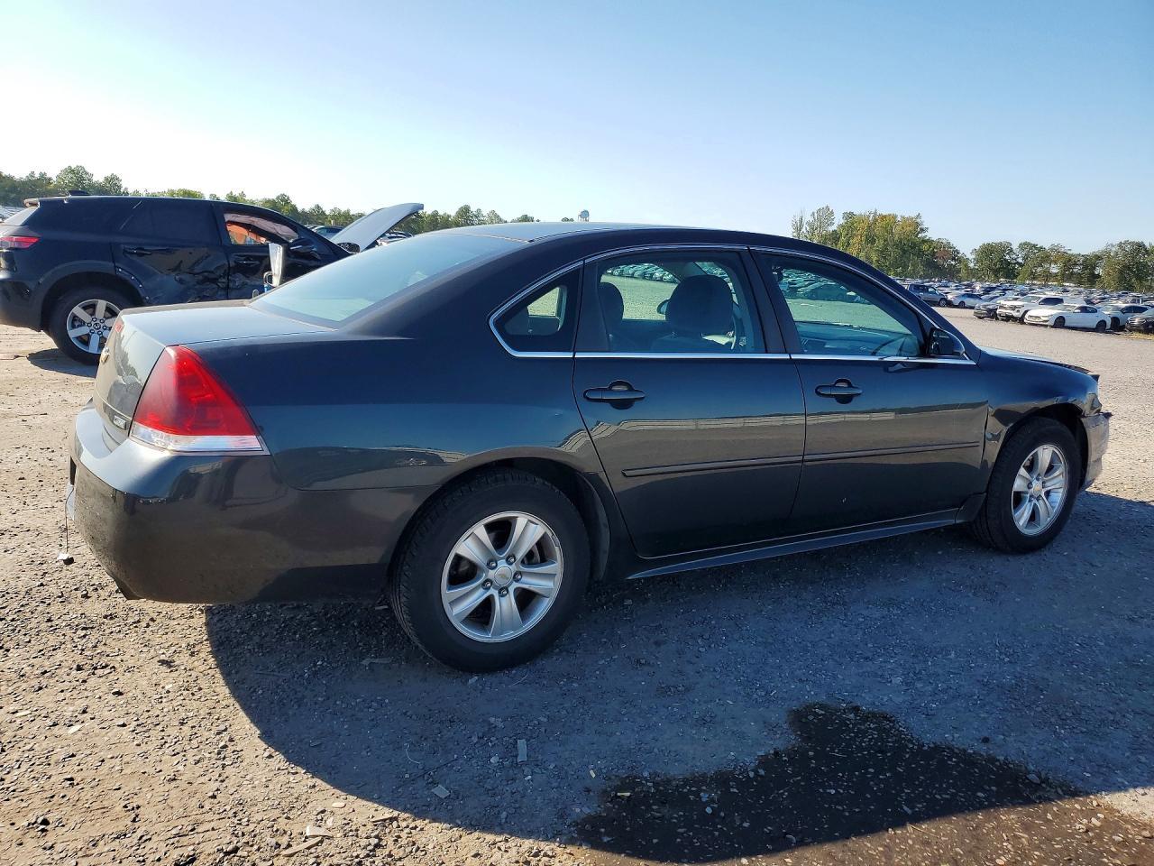 2013 Chevrolet Impala Ls - zdjęcie 3