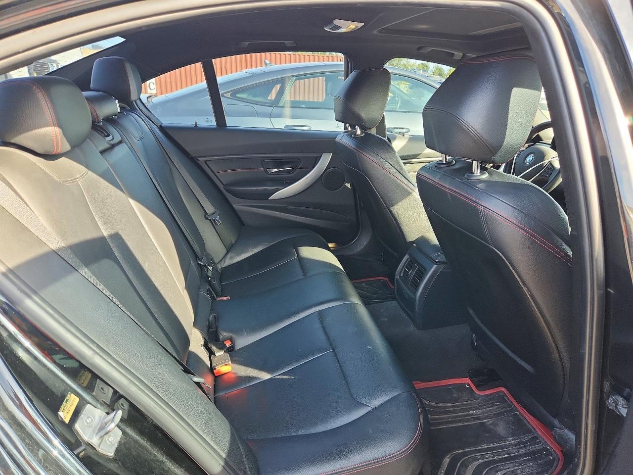 2014 BMW 328 Xi - zdjęcie 10
