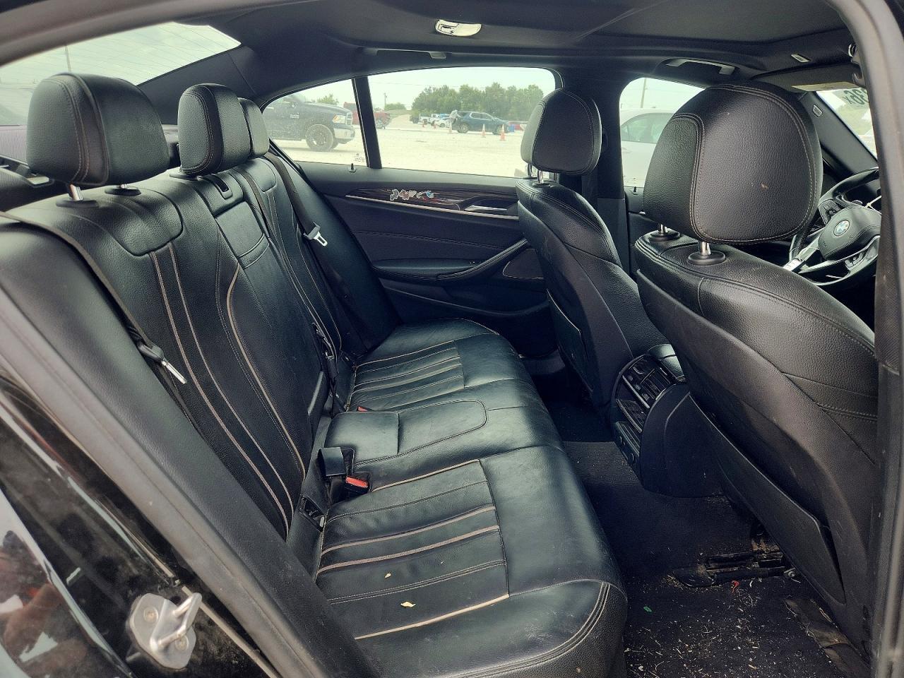 2018 BMW 530E - zdjęcie 10