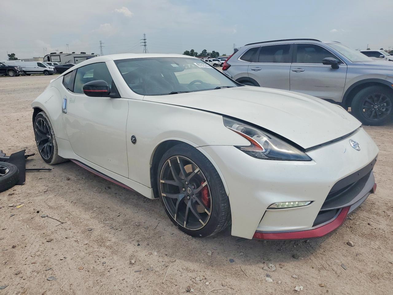 2016 Nissan 370Z Nismo Tech - zdjęcie 4