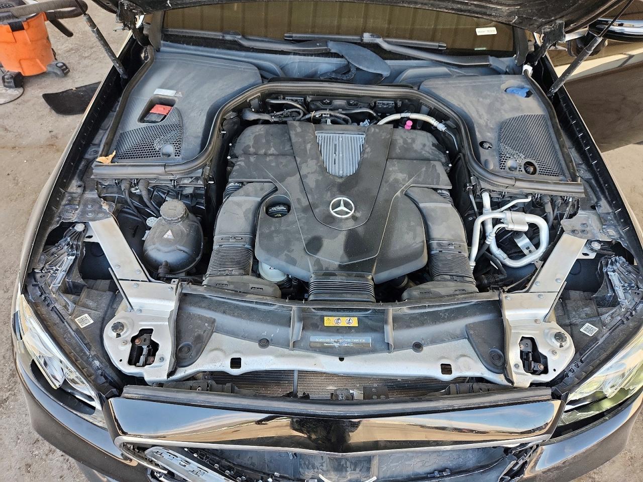 2018 Mercedes-Benz E 400 4Matic - zdjęcie 11