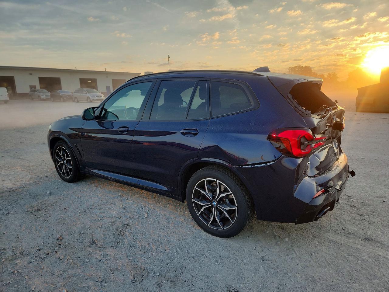 2023 BMW X3 M40I - zdjęcie 2