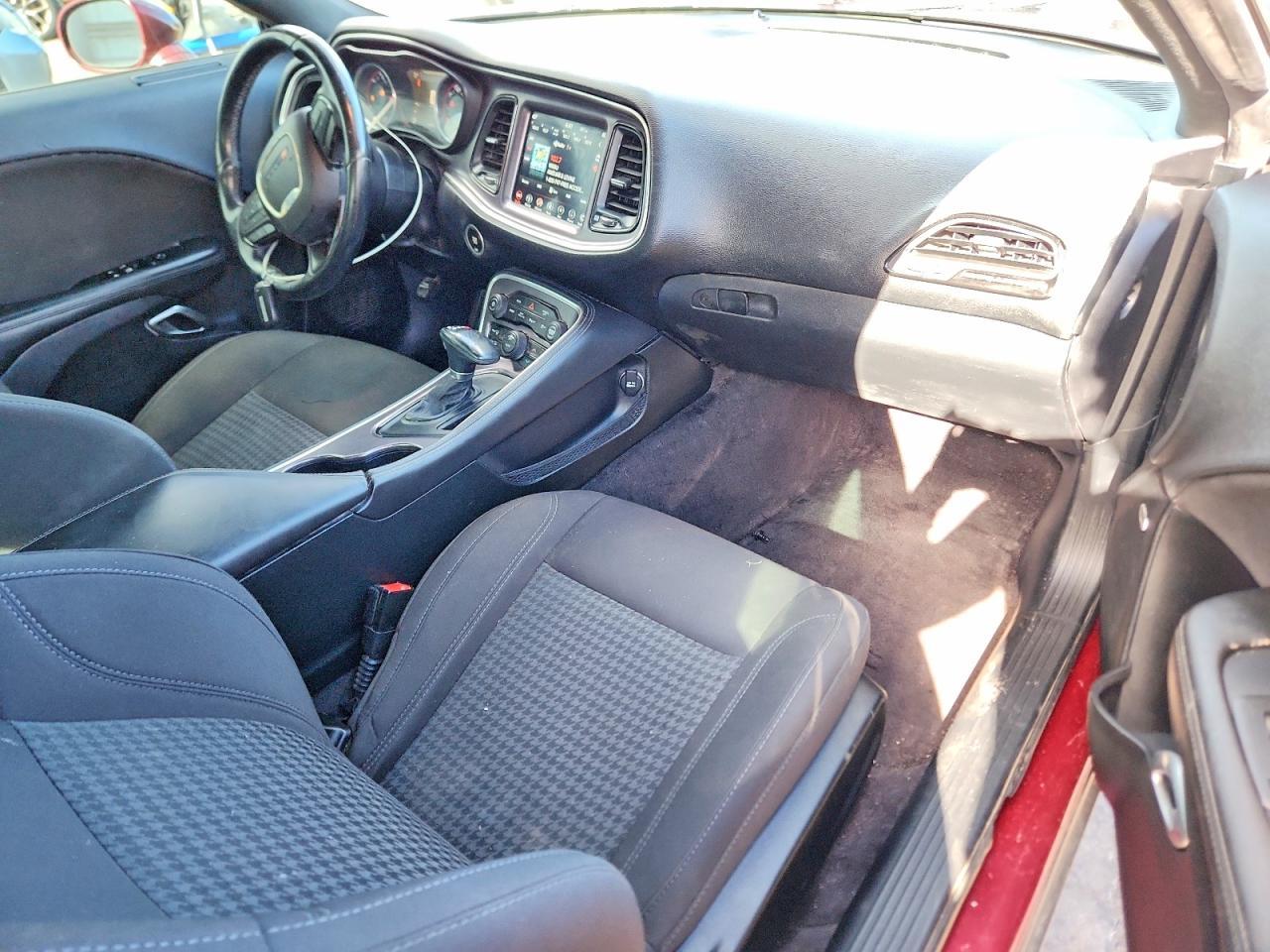 2018 Dodge Challenger R/T - zdjęcie 8