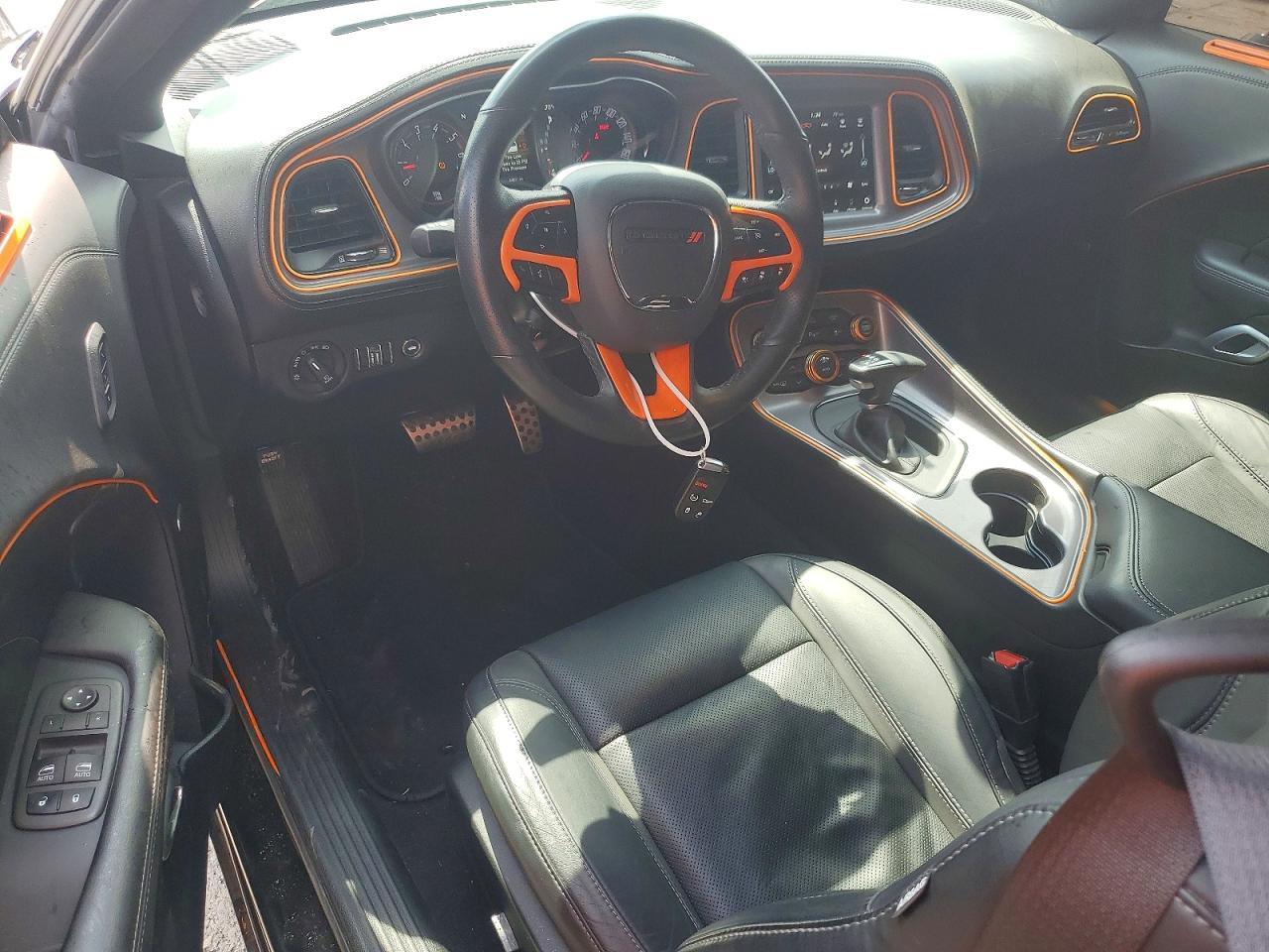 2023 Dodge Challenger Sxt - zdjęcie 8