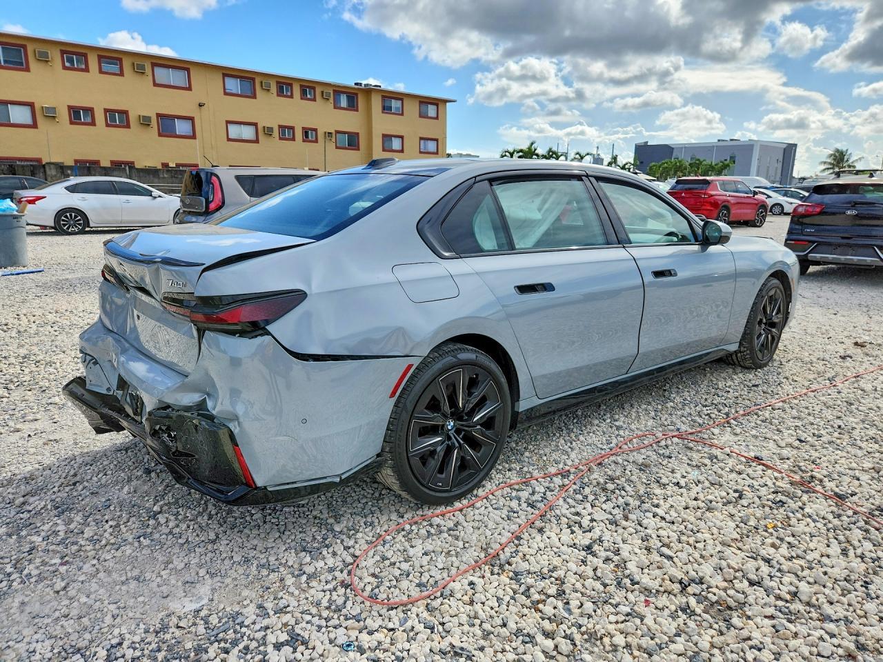 2023 BMW 740 I - zdjęcie 3