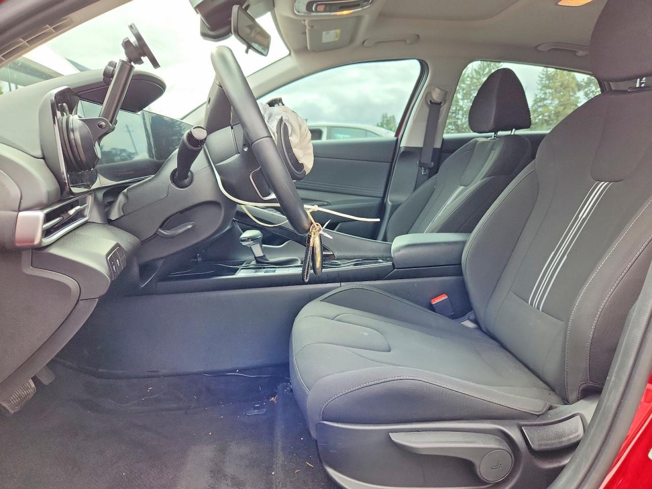 2025 Hyundai Elantra Sel - zdjęcie 7