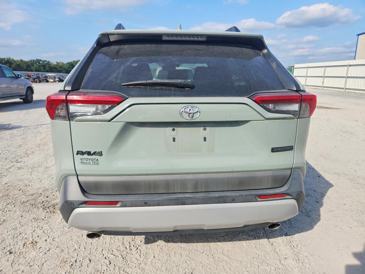 2019 Toyota Rav4 Adventure - zdjęcie 6