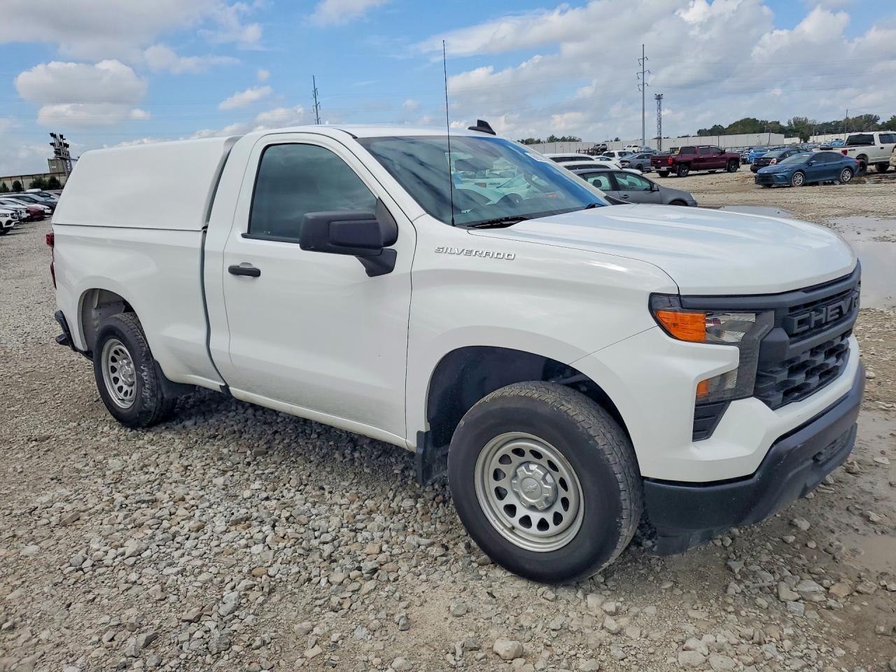 2023 Chevrolet Silverado C1500 - zdjęcie 4