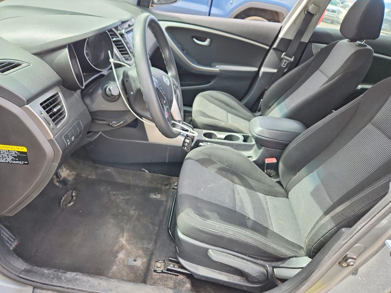 2017 Hyundai Elantra Gt Base - zdjęcie 7