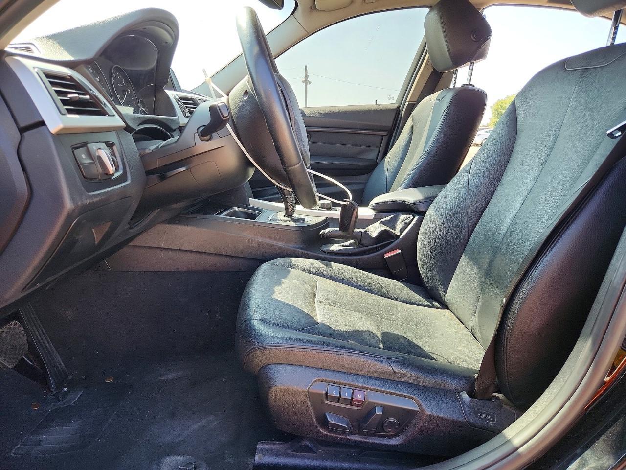 2014 BMW 320 I - zdjęcie 7