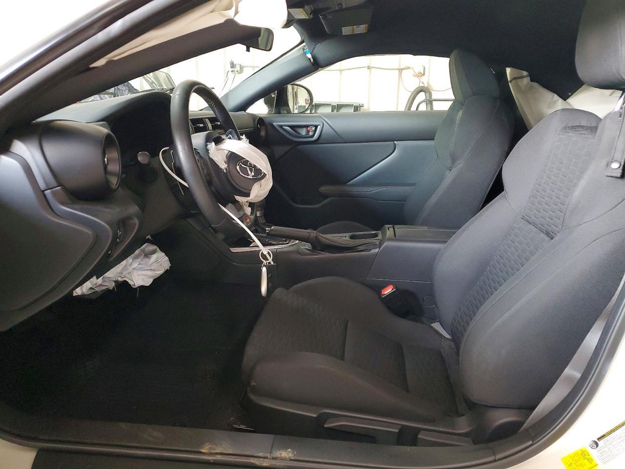 2025 Toyota Gr86 Base - zdjęcie 7