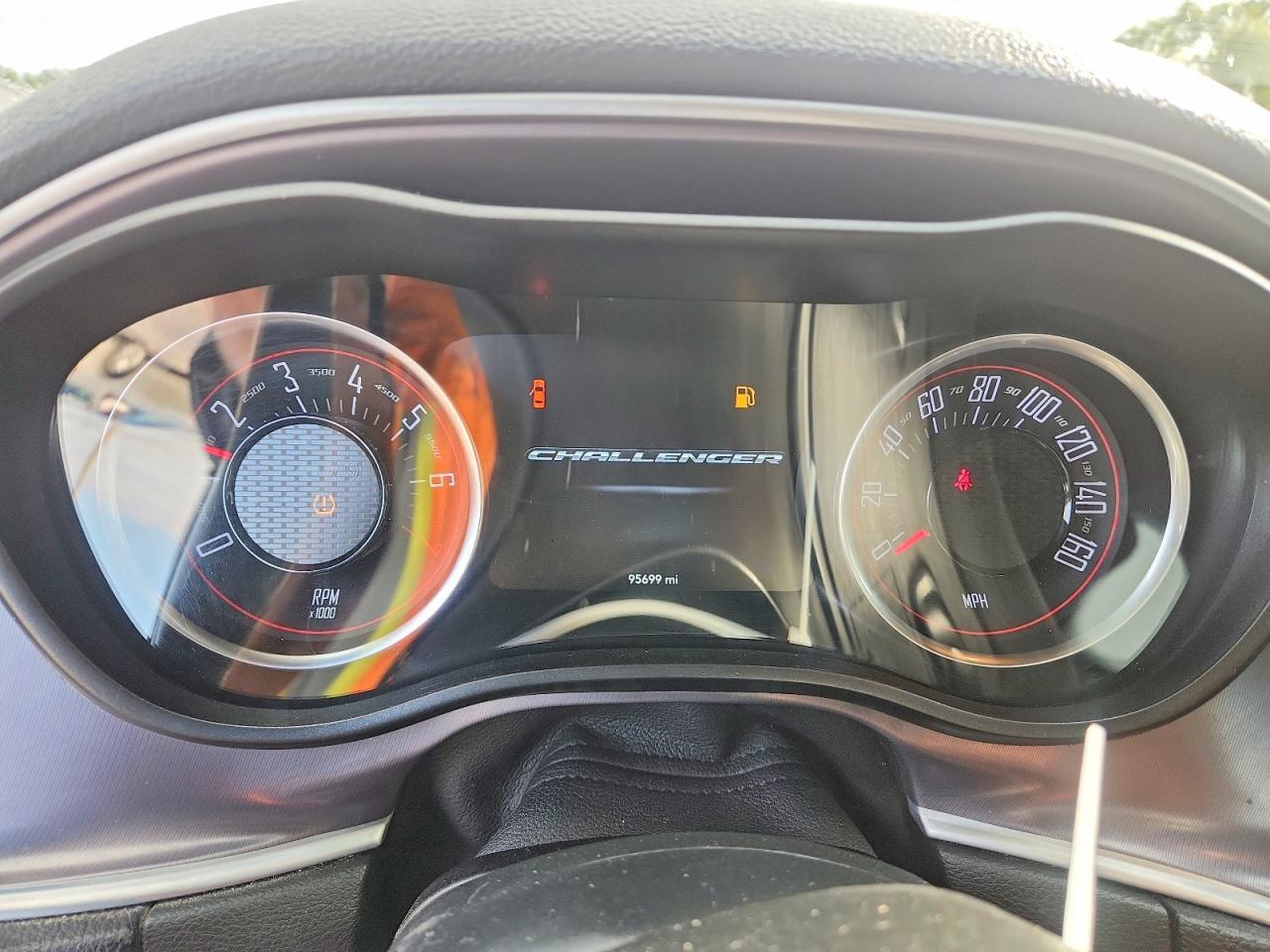 2020 Dodge Challenger Sxt - zdjęcie 9