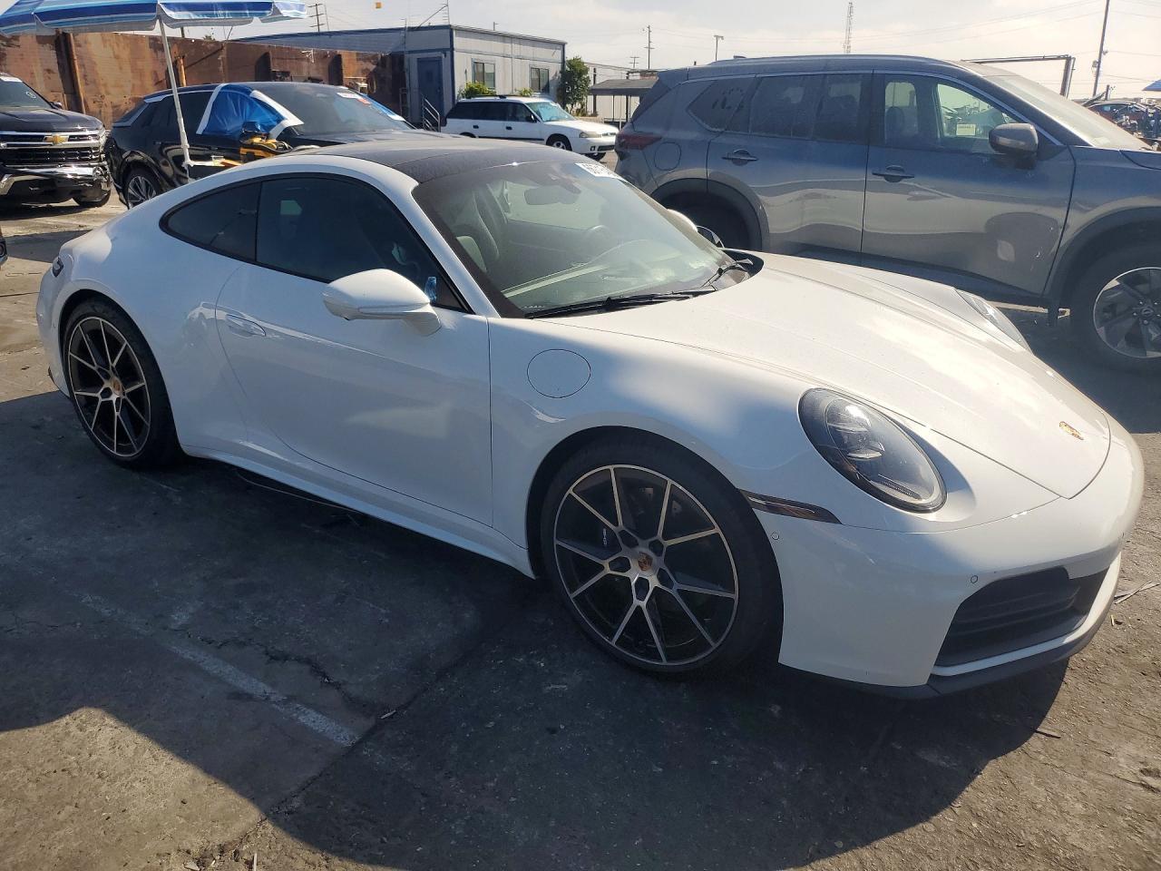 2025 Porsche 911 Carrera - zdjęcie 4