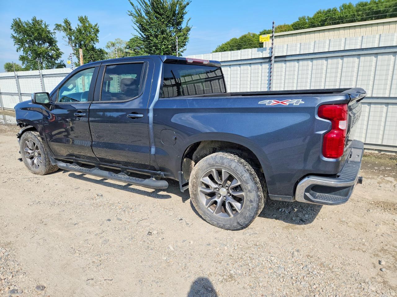 2020 Chevrolet Silverado K1500 Lt - zdjęcie 2