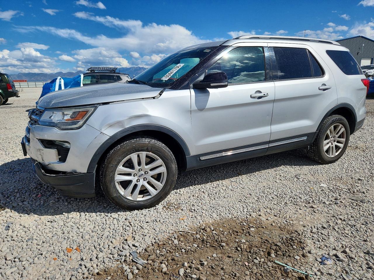 2018 Ford Explorer Xlt - zdjęcie główne