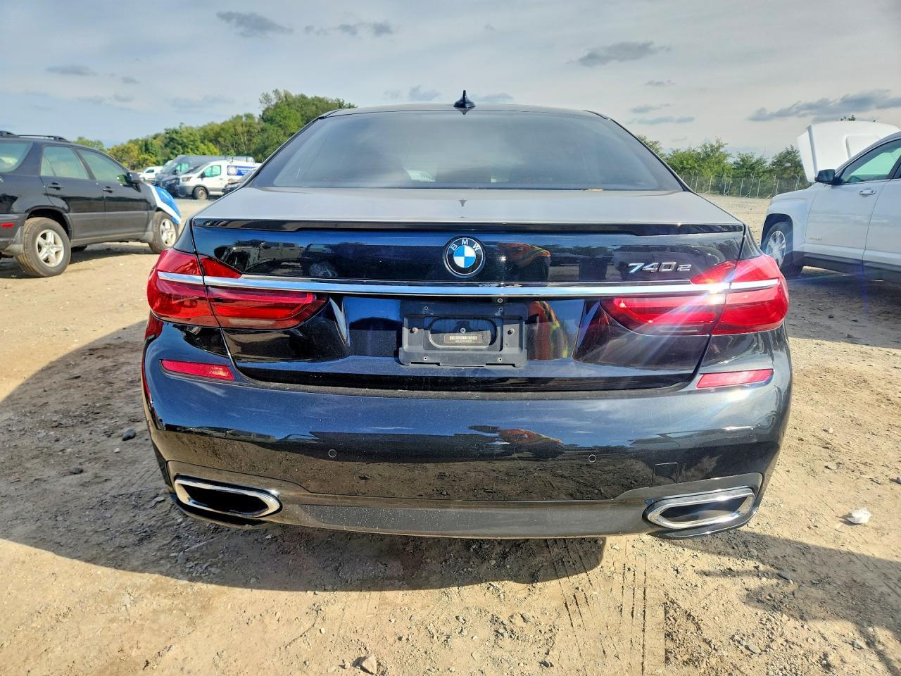 2018 BMW Seria 7 740e - zdjęcie 6