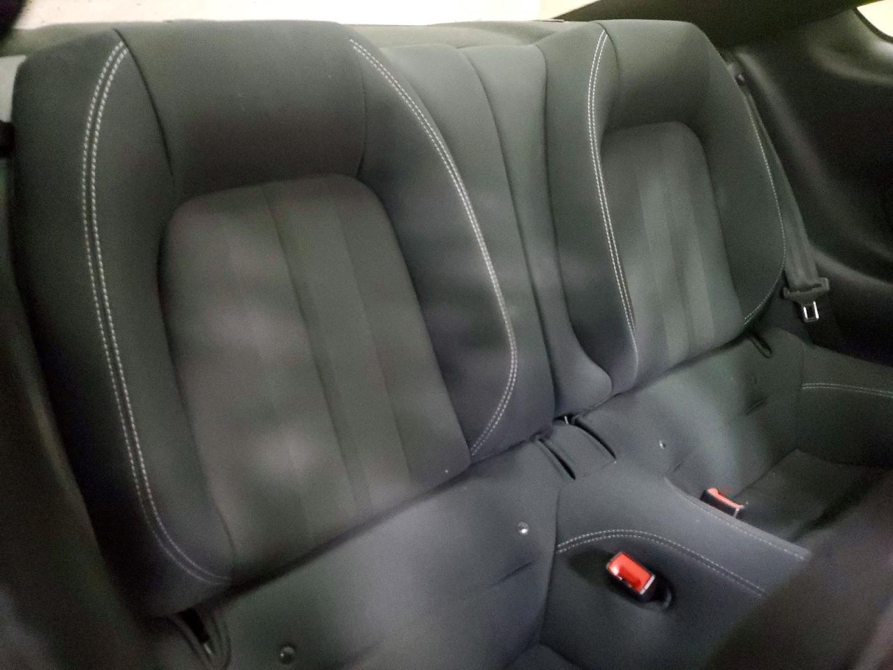 2019 Ford Mustang - zdjęcie 10