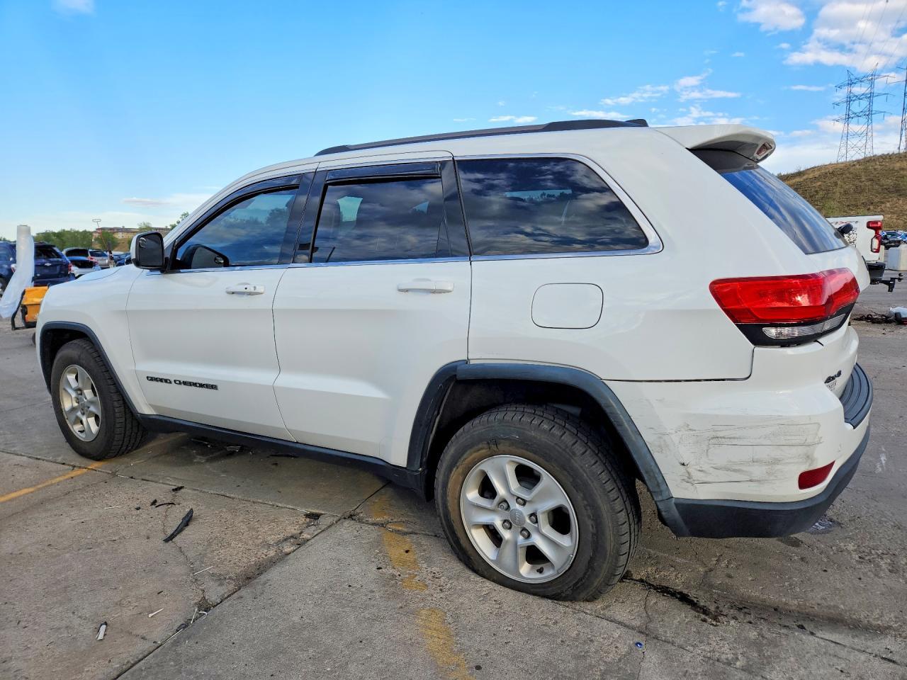 2017 Jeep Grand Cherokee Laredo - zdjęcie 2