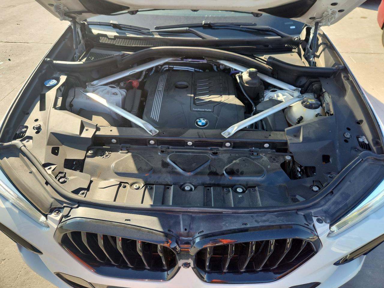 2021 BMW X6 xDrive40I - zdjęcie 11