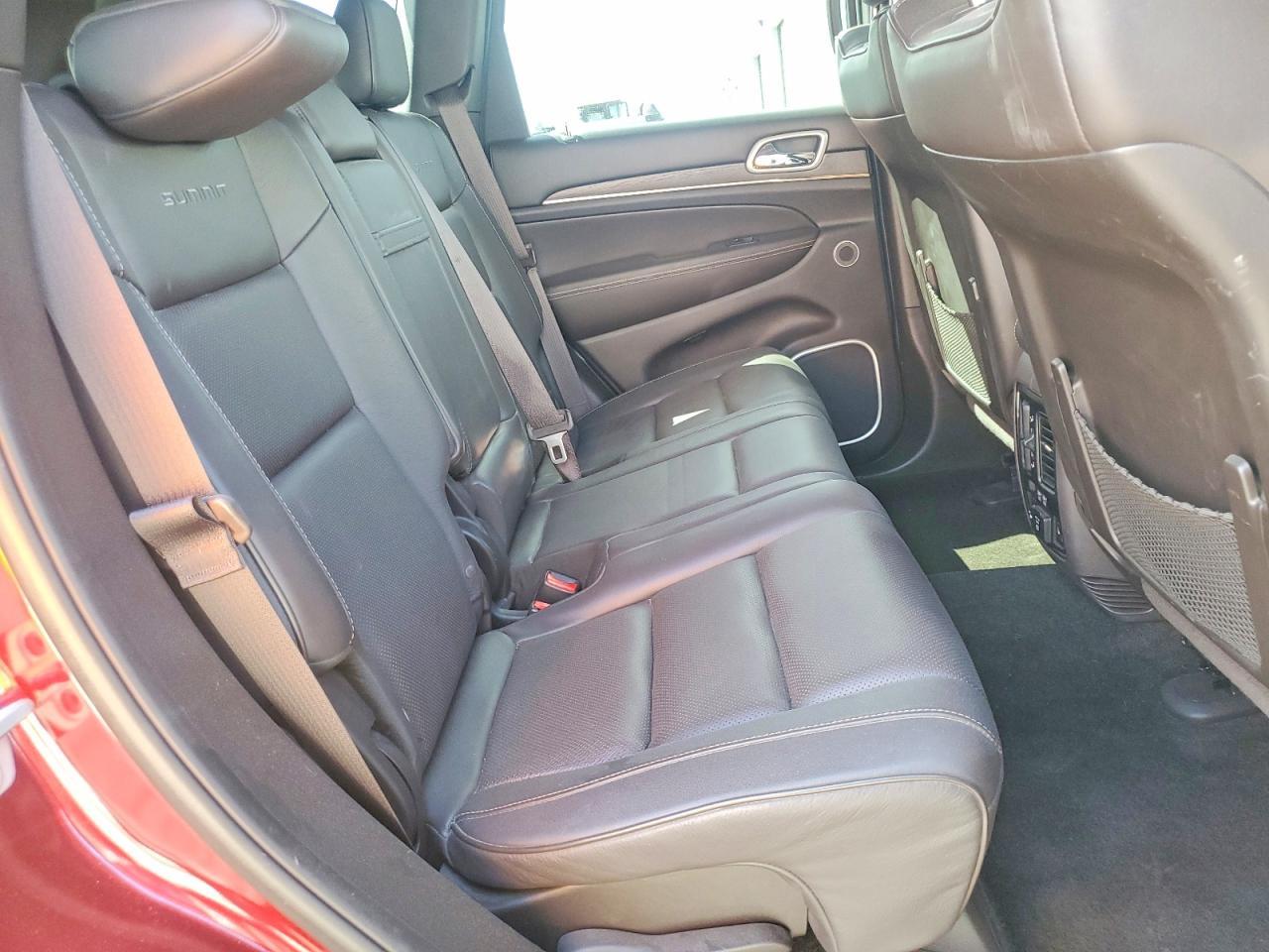 2018 Jeep Grand Cherokee Summit - zdjęcie 11