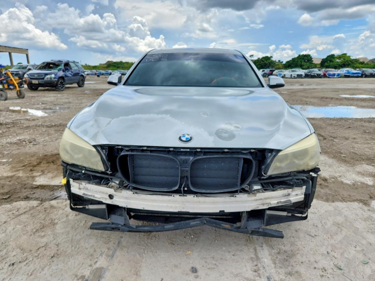2014 BMW 740 Li - zdjęcie 5