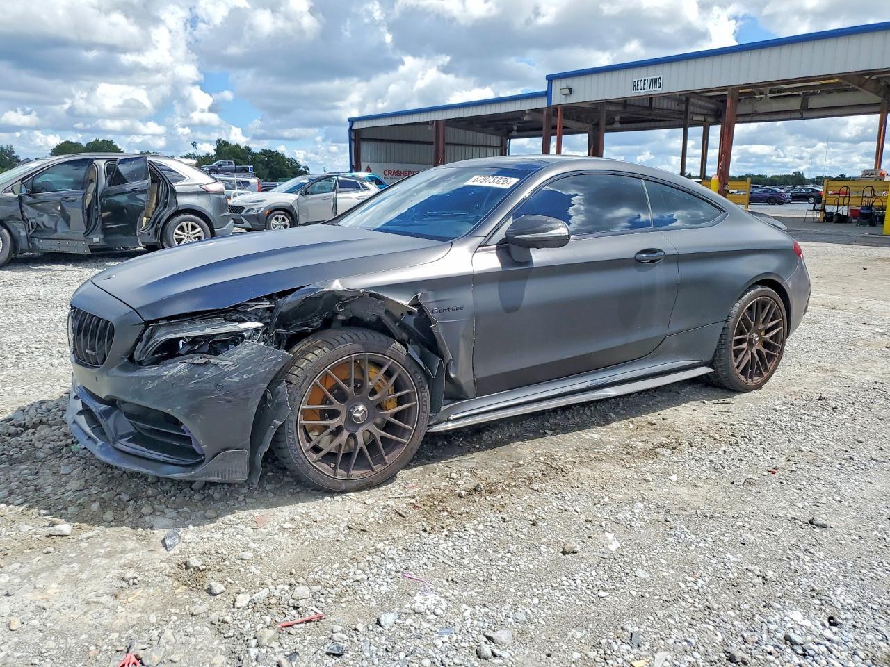 2019 Mercedes-Benz C 63 Amg-S - zdjęcie główne