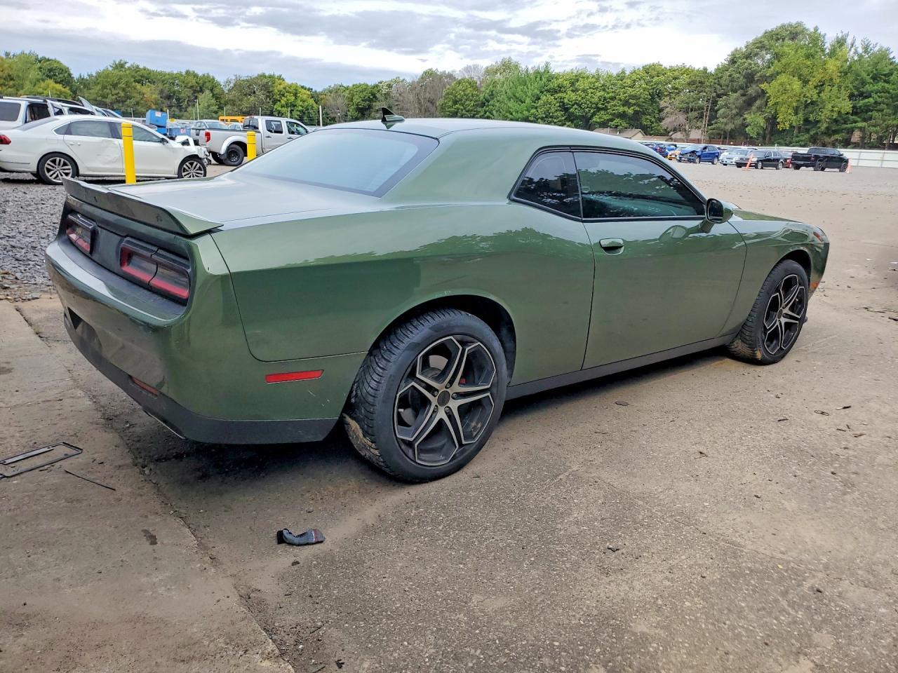 2020 Dodge Challenger Gt - zdjęcie 3