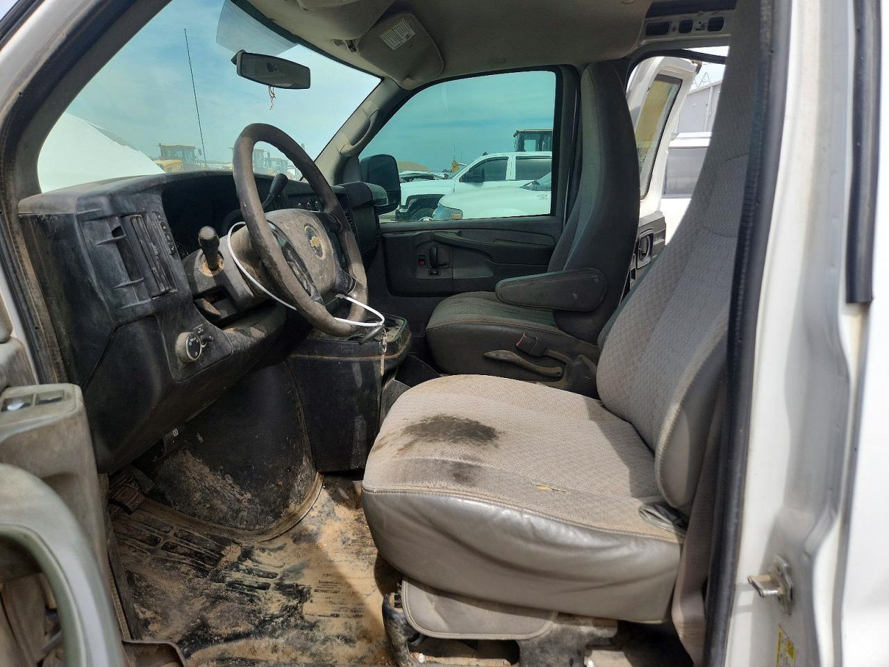 2014 Chevrolet Express G1500 - zdjęcie 7