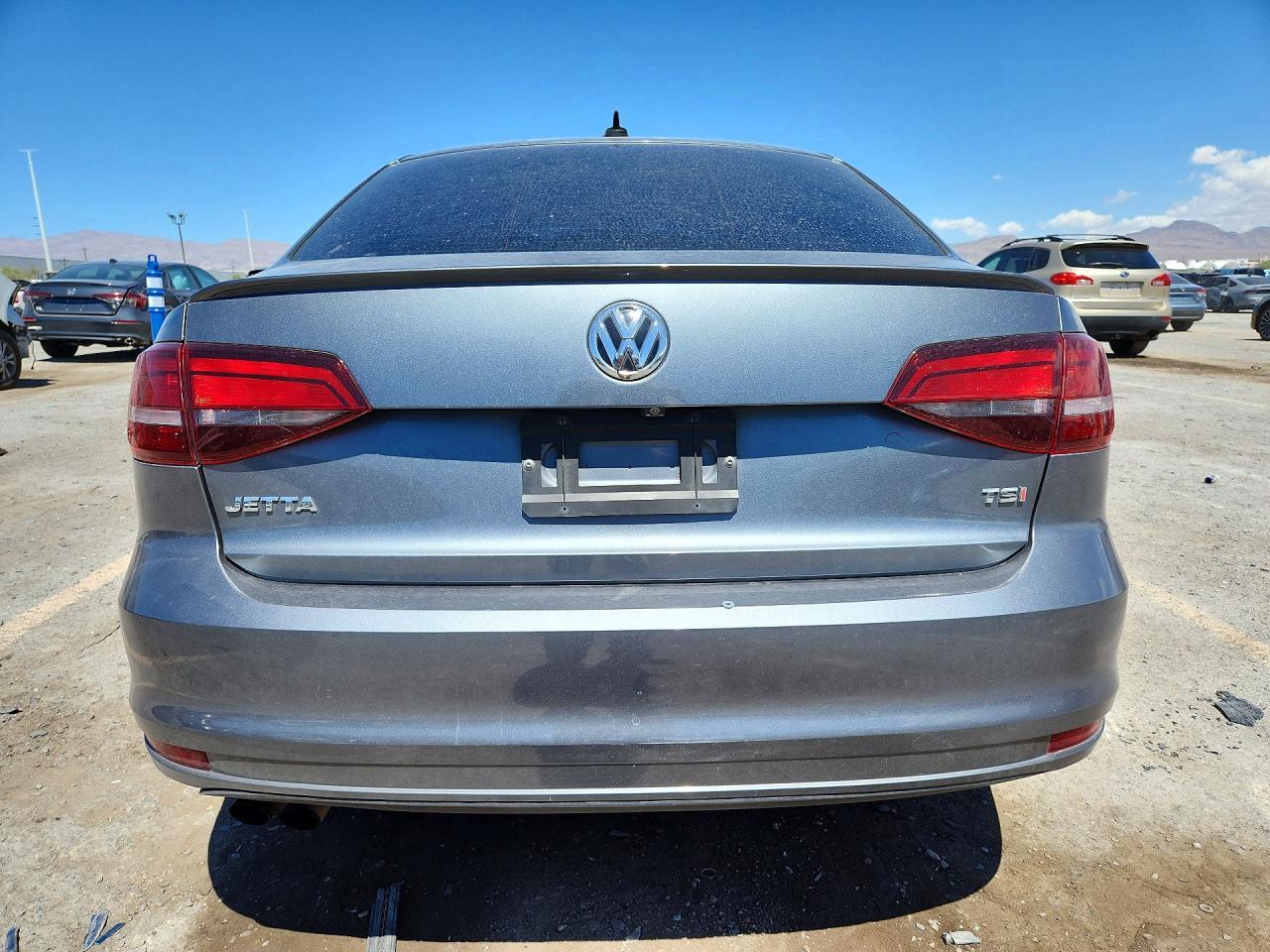 2016 Volkswagen Jetta Sport - zdjęcie 6