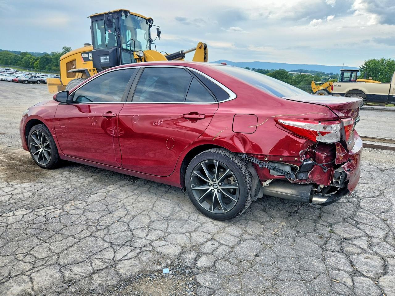2017 Toyota Camry Xse V6 - zdjęcie 2