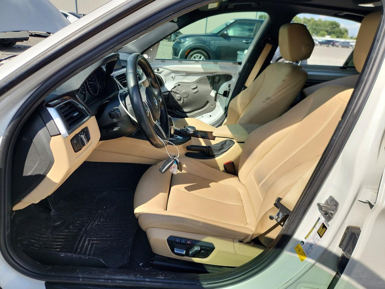 2017 BMW 320 I - zdjęcie 7