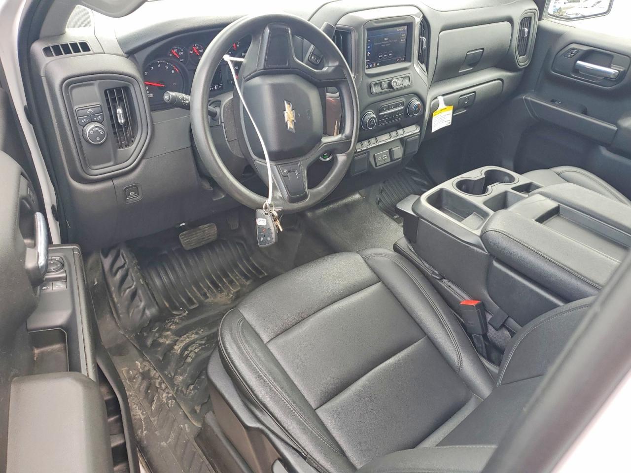 2023 Chevrolet Silverado C1500 - zdjęcie 8