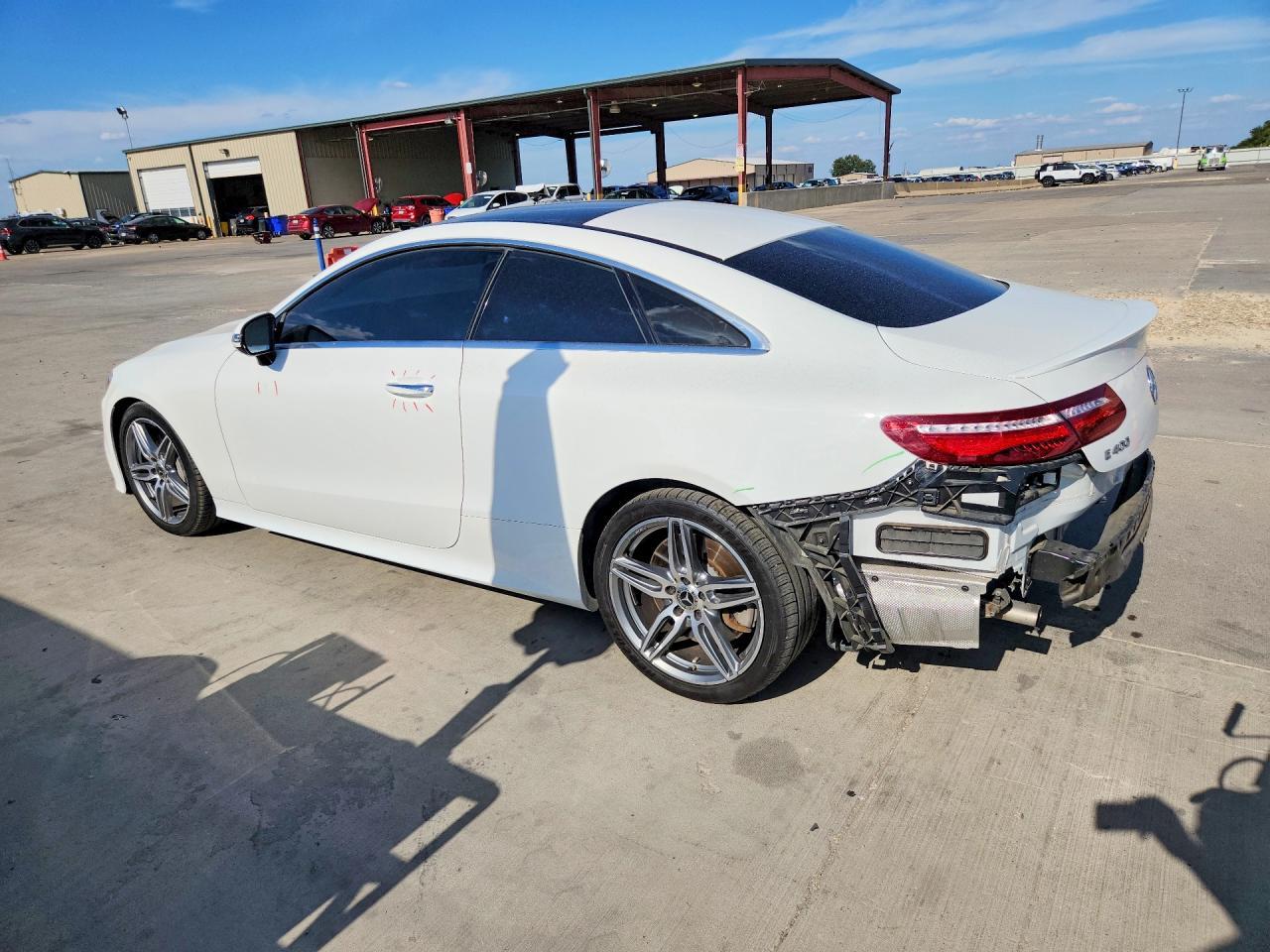 2018 Mercedes-Benz E 400 - zdjęcie 2