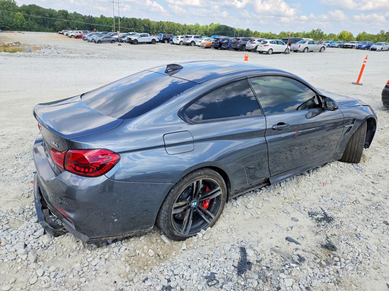 2015 BMW M4 - zdjęcie 3