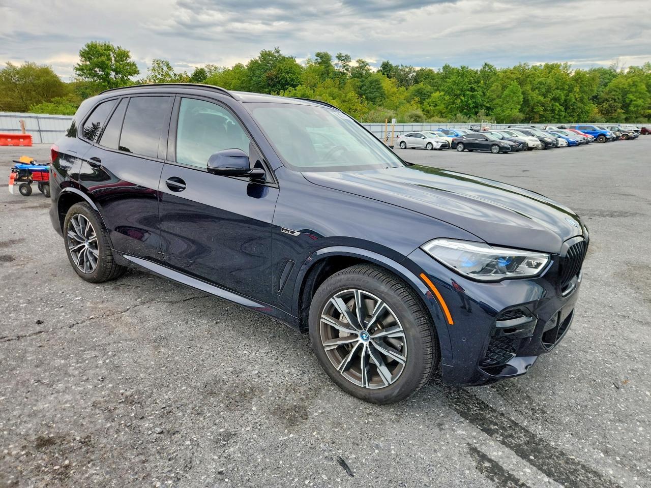 2023 BMW X5 xDrive45E - zdjęcie 4