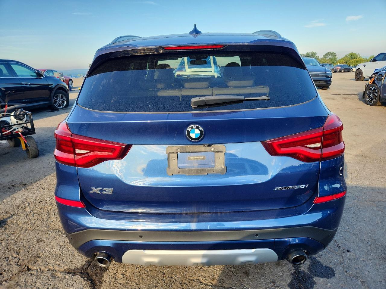 2021 BMW X3 xDrive30I - zdjęcie 6