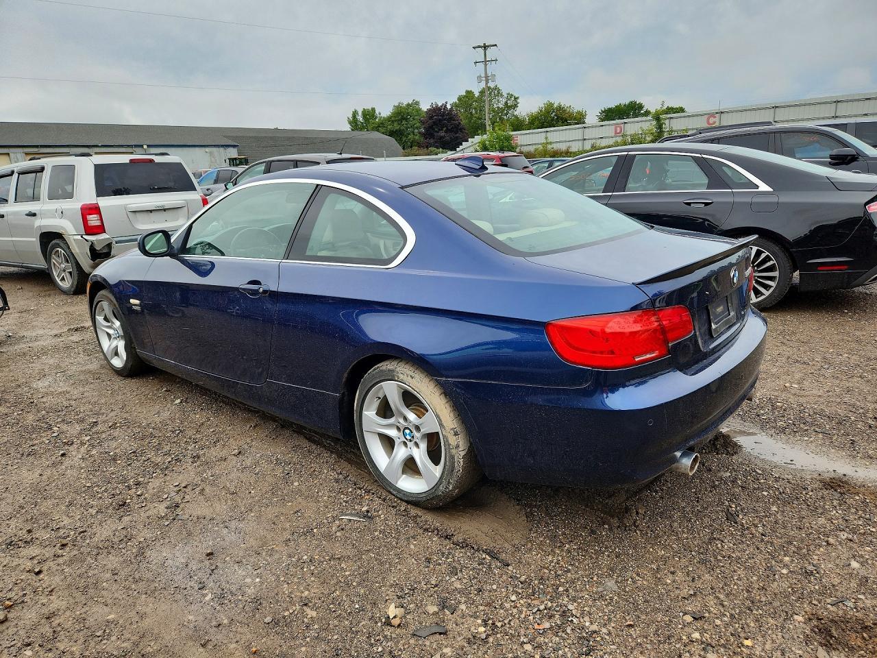 2013 BMW Seria 3 Coupe 335i - zdjęcie 2