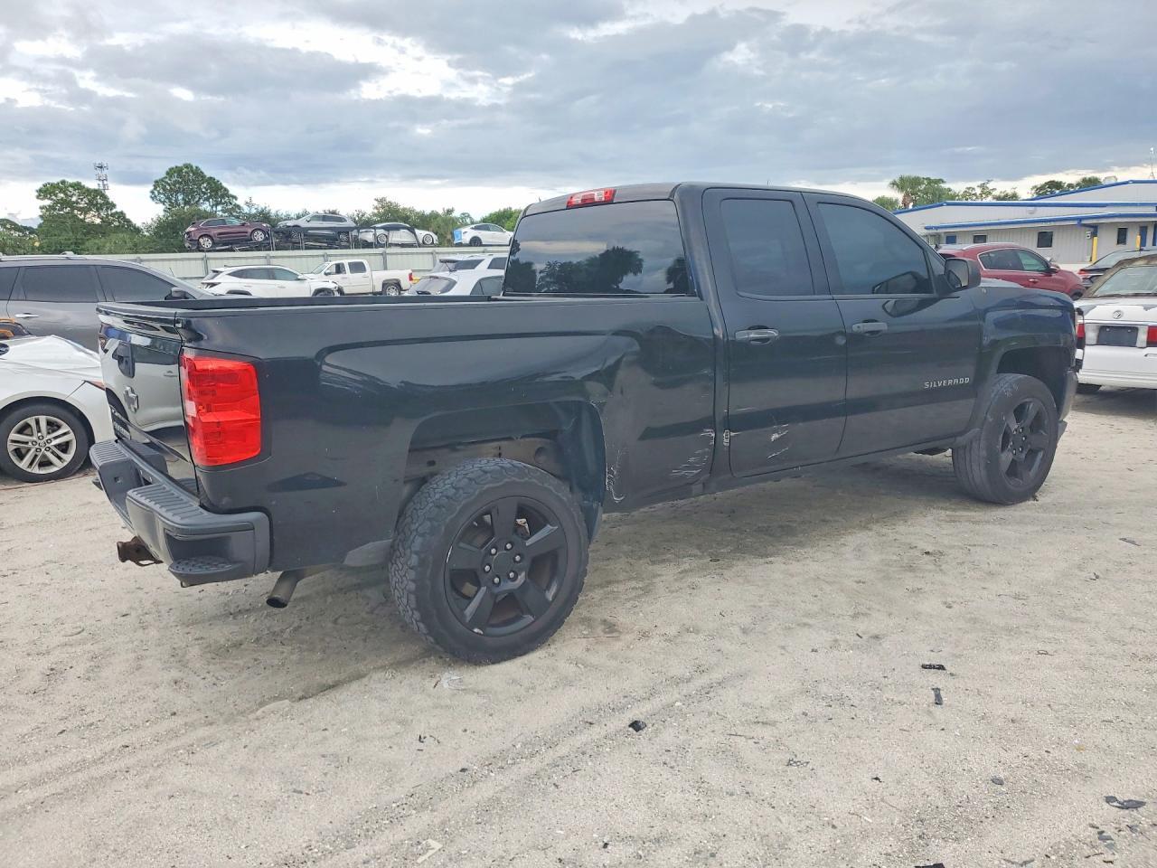 2016 Chevrolet Silverado C1500 - zdjęcie 3