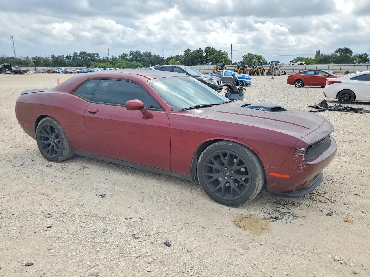 2017 Dodge Challenger R/T - zdjęcie 4