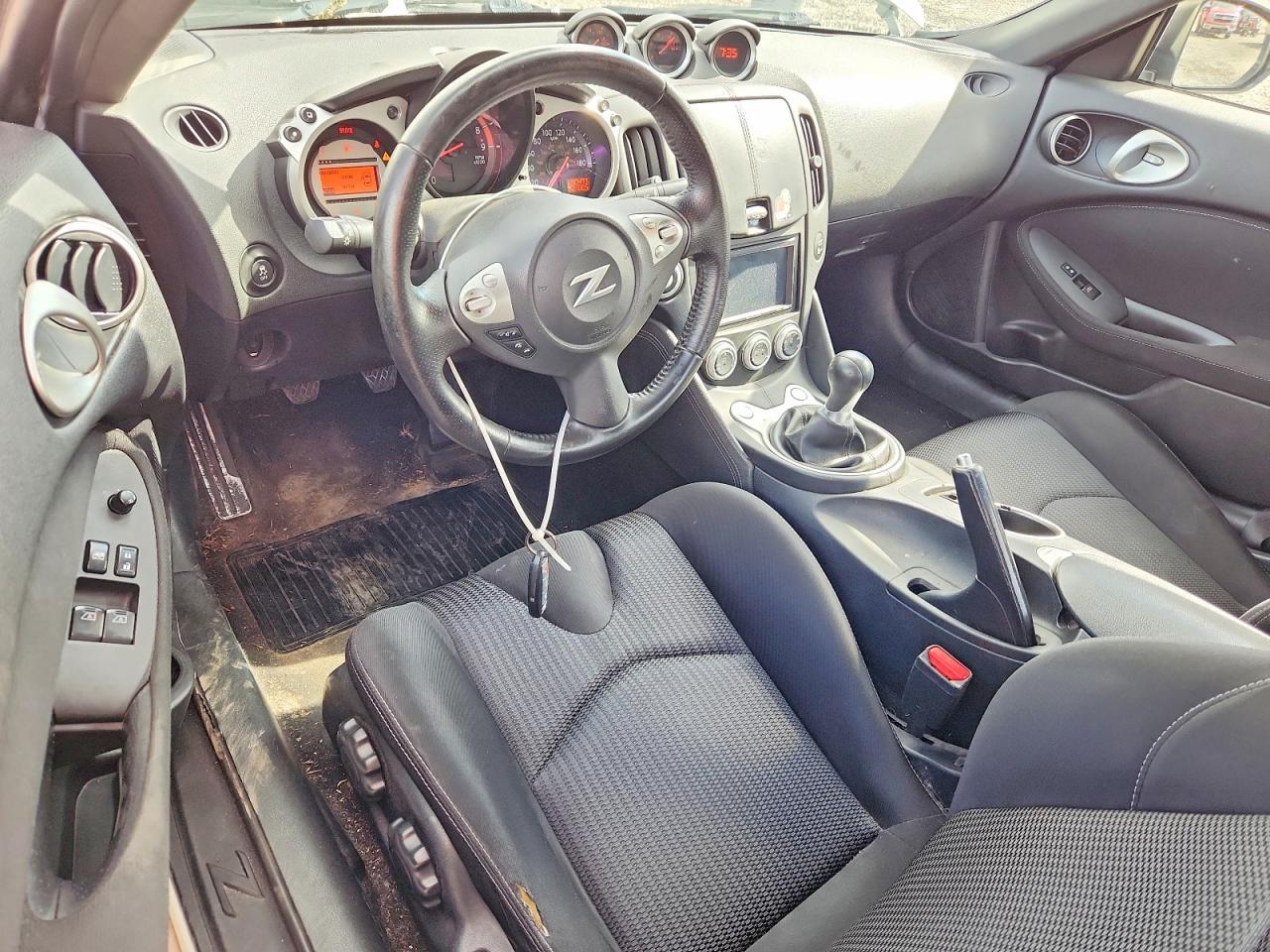 2019 Nissan 370Z Base - zdjęcie 8