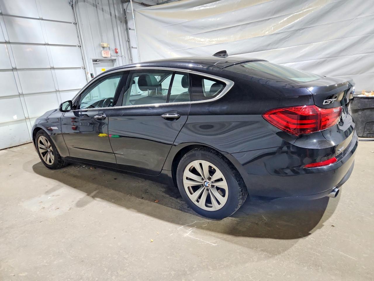 2017 BMW 535 Xigt - zdjęcie 2