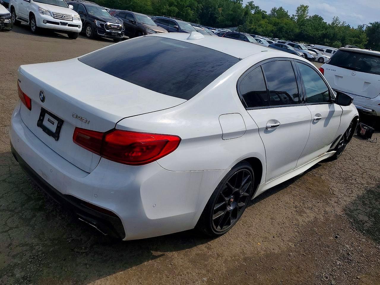 2018 BMW Seria 5 540i - zdjęcie 3