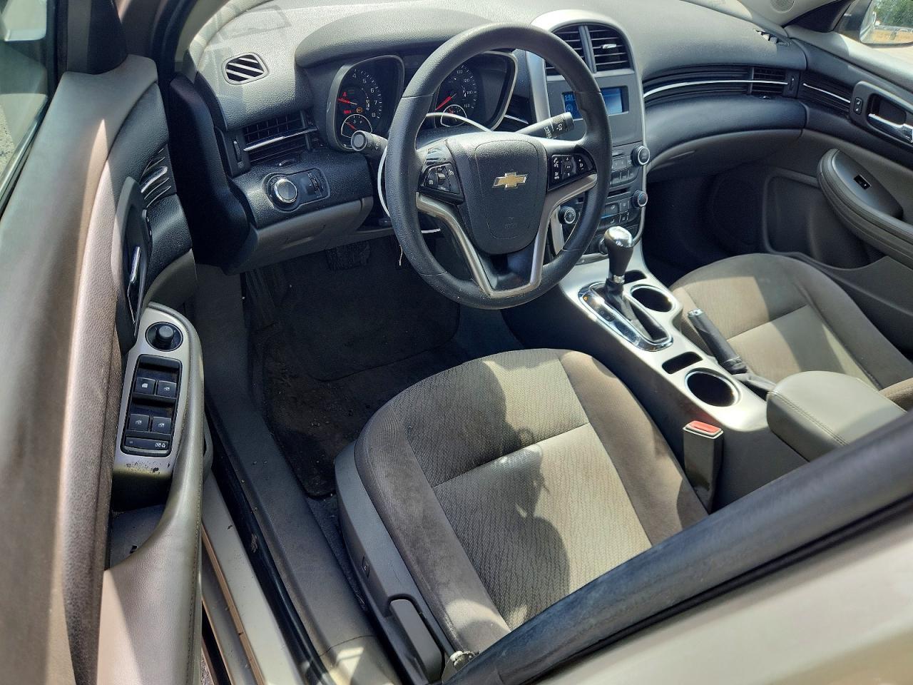 2014 Chevrolet Malibu Ls - zdjęcie 8