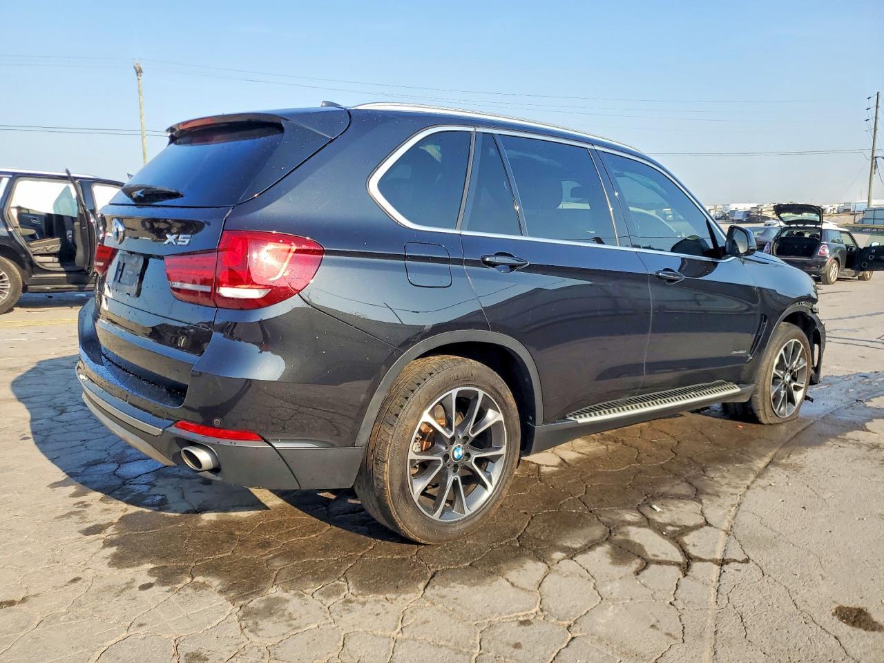 2017 BMW X5 xDrive35I - zdjęcie 3