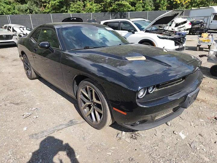 2022 Dodge Challenger Sxt - zdjęcie 13