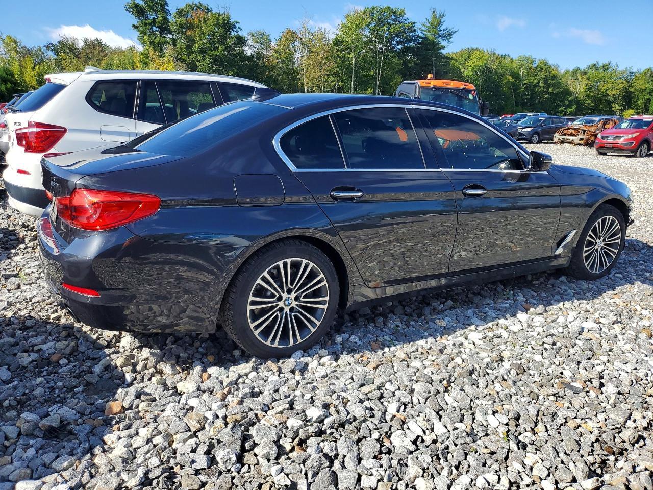 2018 BMW Seria 5 530i - zdjęcie 3